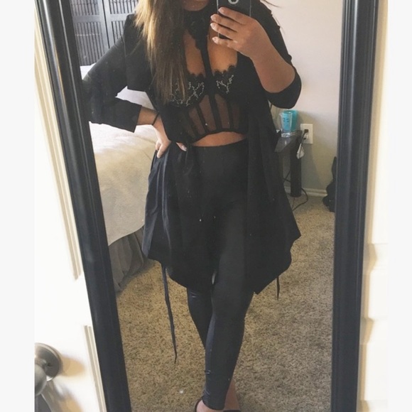 Faux leather leggings - Picture 3 of 4